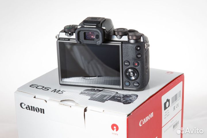 Фотоаппарат Canon eos m5