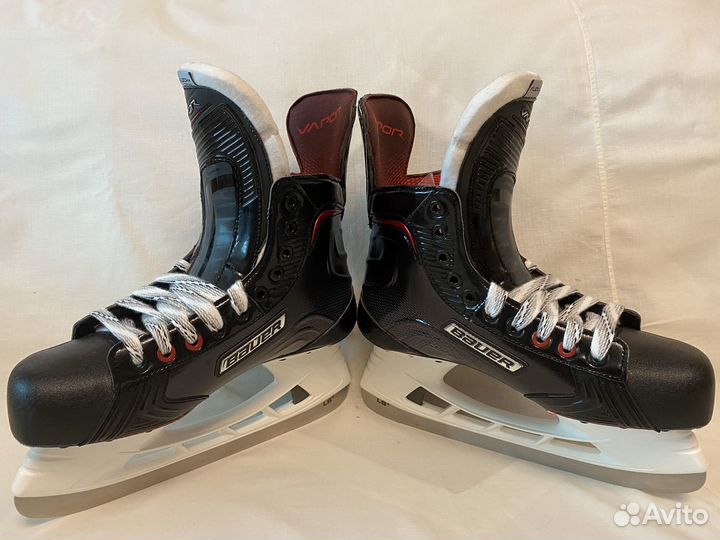 Коньки Bauer X900 8D