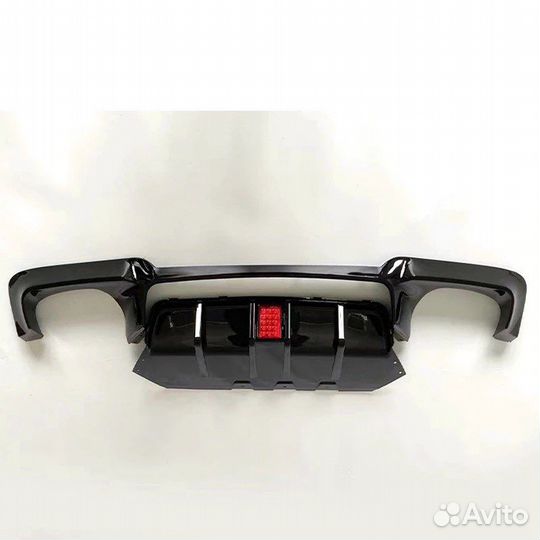 Диффузор BMW F10 стоп сигнал M Performance