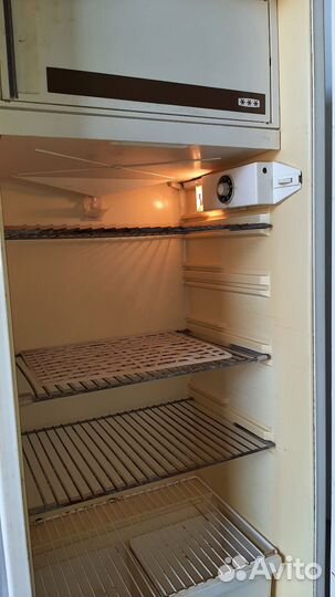 Холодильник бу.Минск.Зил