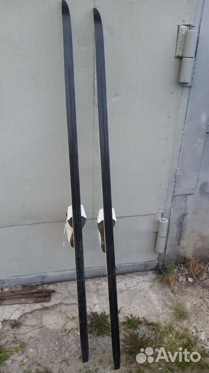 Беговые лыжи Tiss classic