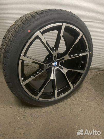 R20 Triangle PL02 275/35, PCD 5x112 DIA 66.6