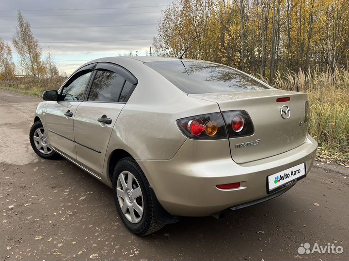 Mazda 3 1.6 МТ, 2005, 290 000 км