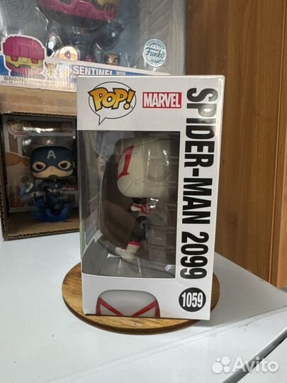 Funko POP Spider-man 2099(1059)