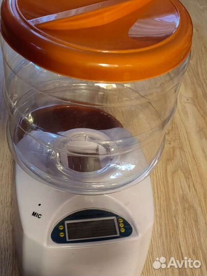 Автокормушка для кошек и собак