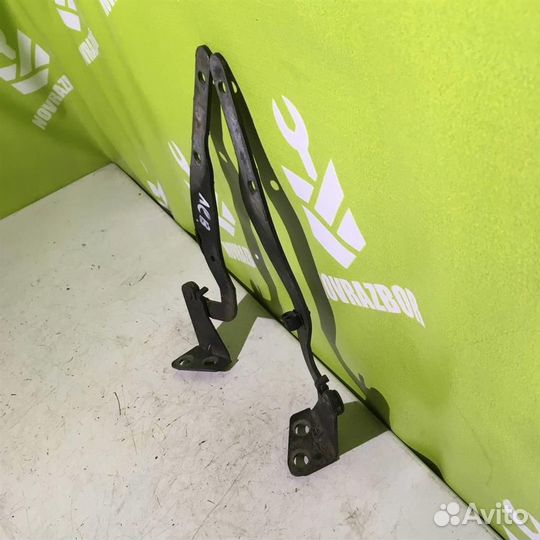 Петля капота Форд Мондео 2