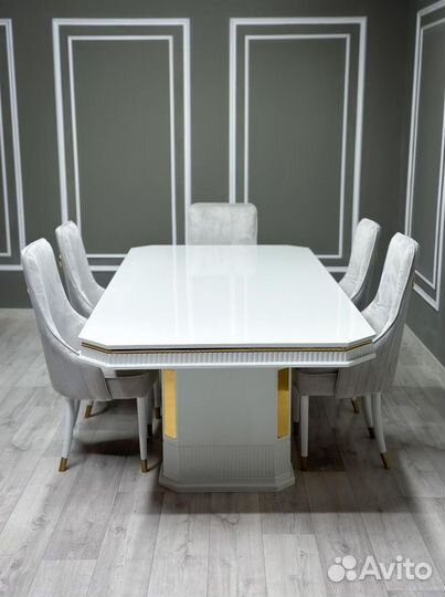 Стол и стулья от производителя. В наличии
