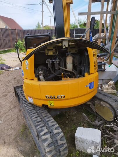 Мини-экскаватор Komatsu PC12UU, 2001