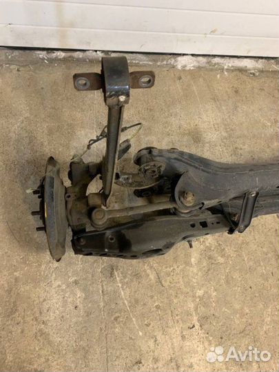 Подвеска задняя Toyota Auris ADE180 2adftv