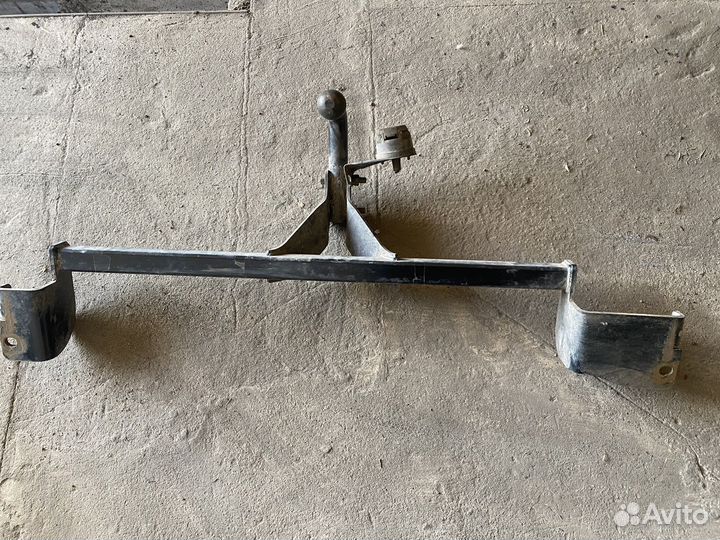 Фаркоп на ниву 21214