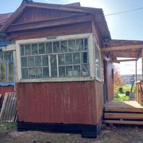 Дом 37,5 м² на участке 12 сот.