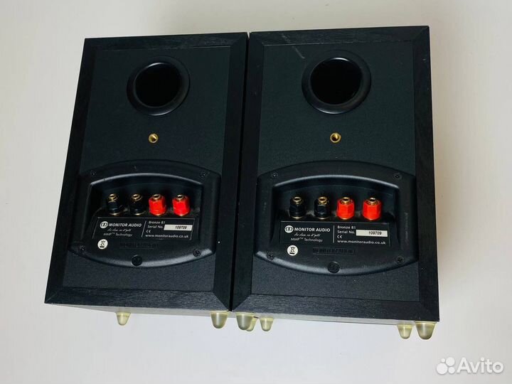 Полочная акустика Monitor Audio Bronze 1 black