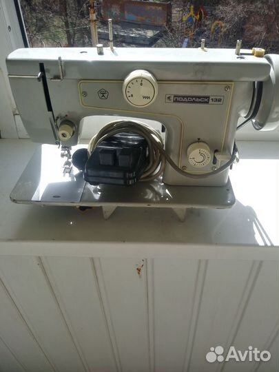 Швейная машина Чайка