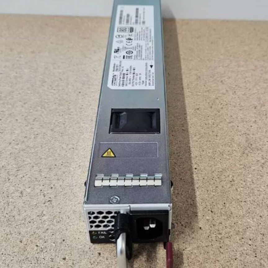 [C9800-АC-750W-R] Блок Питания Ciscо C9800-Аc-750w-R