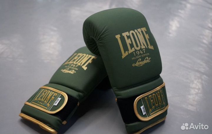 Боксерские перчатки