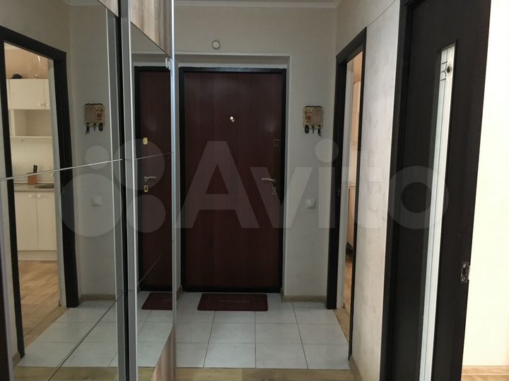 2-к. квартира, 52 м², 8/10 эт.