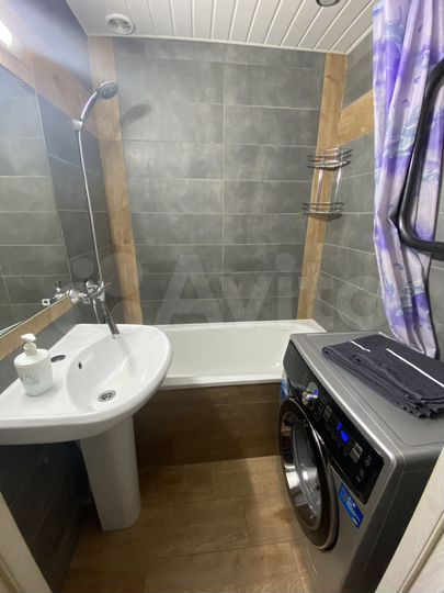 2-к. квартира, 58 м², 9/10 эт.