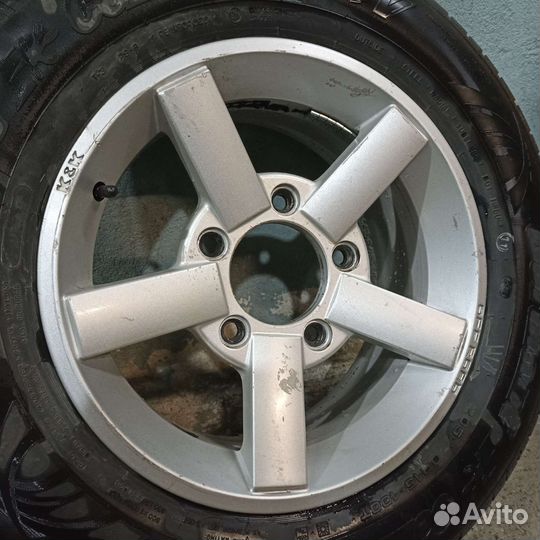 Лето 205.70.R15 на ниву