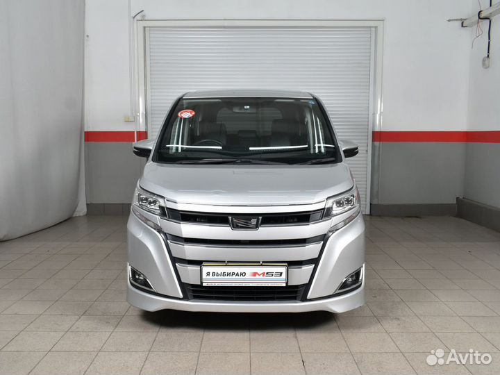 Toyota Noah 2.0 CVT, 2018, 119 505 км