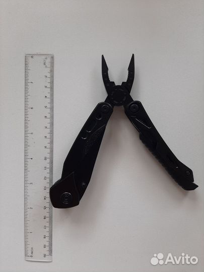 Мультитул с огнивом, битами и чехлом