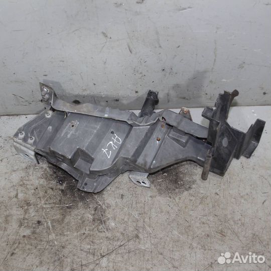 Панель передняя (правая часть) jaguar S-type 2004