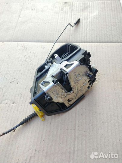 Замок двери передней левой bmw e60
