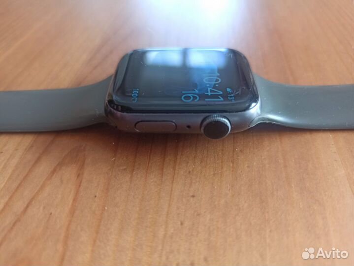 Часы apple watch 4,44 mm