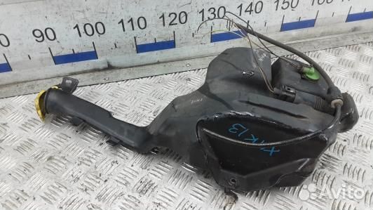 Бачок омывателя jeep grand cherokee WK (XUK13NL01)