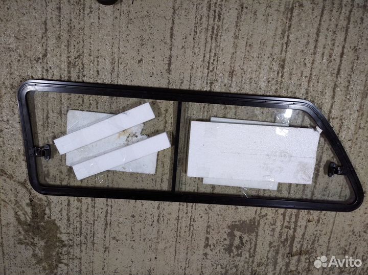 Боковые форточки кунга Мицубиси L200