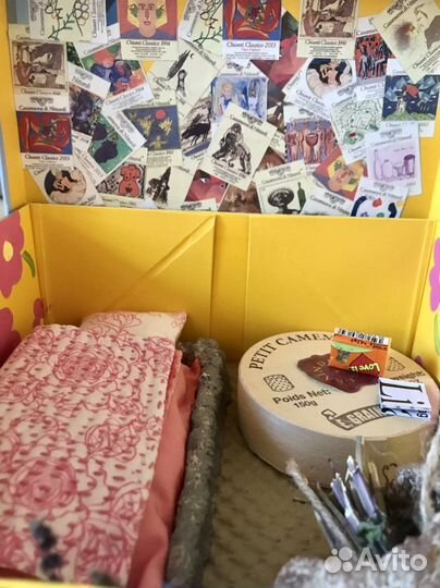 Кукольный домик с мебелью