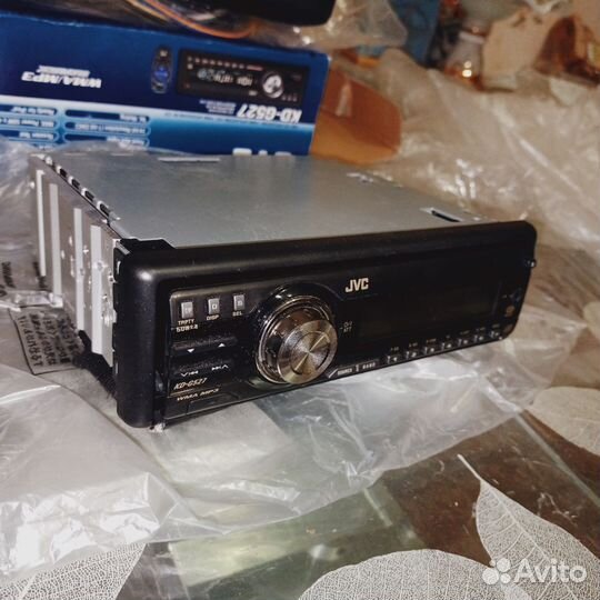 Aвто CD ресивер MP3 JVC KD-G527