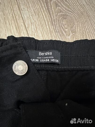 Джинсовая юбка Bershka. Новая. Р.44