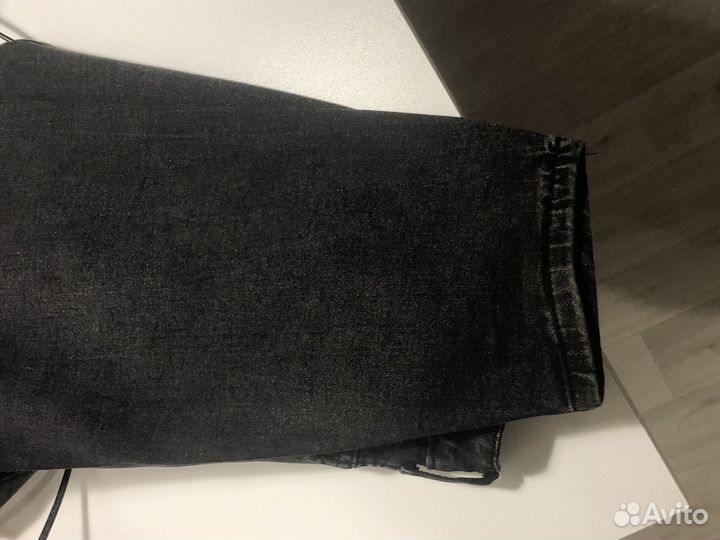 Джинсы широкие