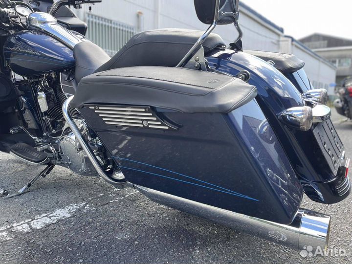 Harley-Davidson Road Glide 103