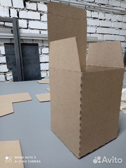 Коробка подарочная из фанеры,двп,картона,пластика