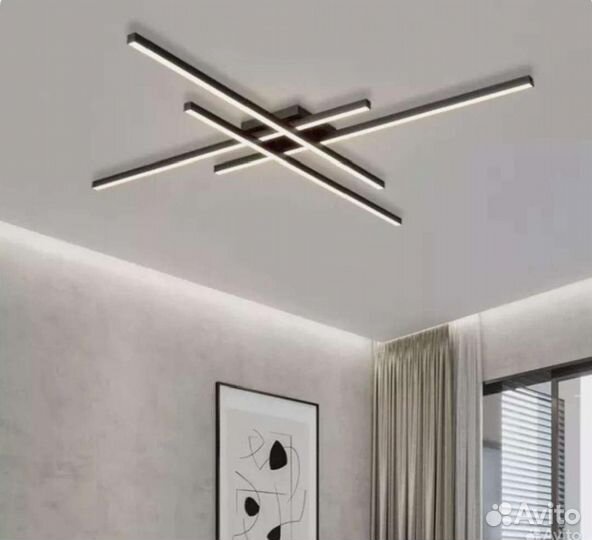 Люстра потолочная, в отличном состоянии