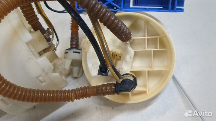 Насос топливный электрический Volkswagen Passat 5, 1997