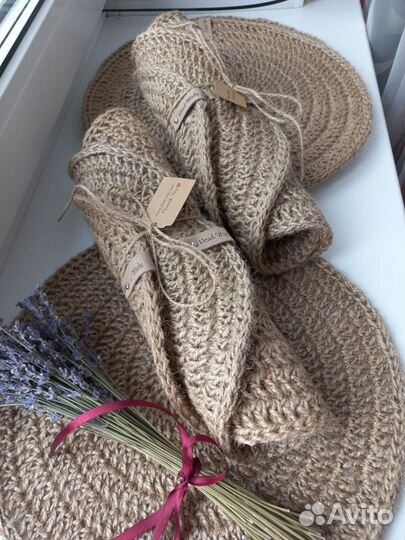 Салфетки из джута. Ручная работа