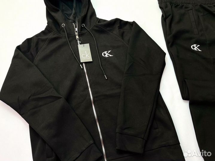 Спортивные костюмы Calvin Klein