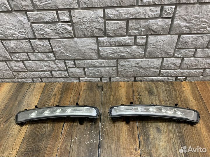 Ford Mondeo IV Фара дневного света левая и правая