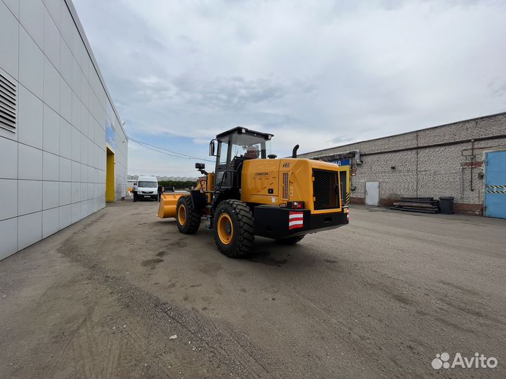 Фронтальный погрузчик Lonking CDM836N, 2023