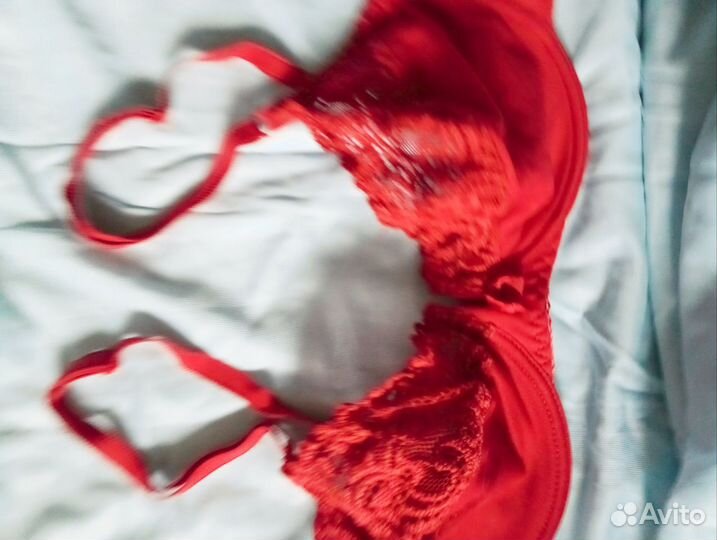 Бюстгальтер и трусики