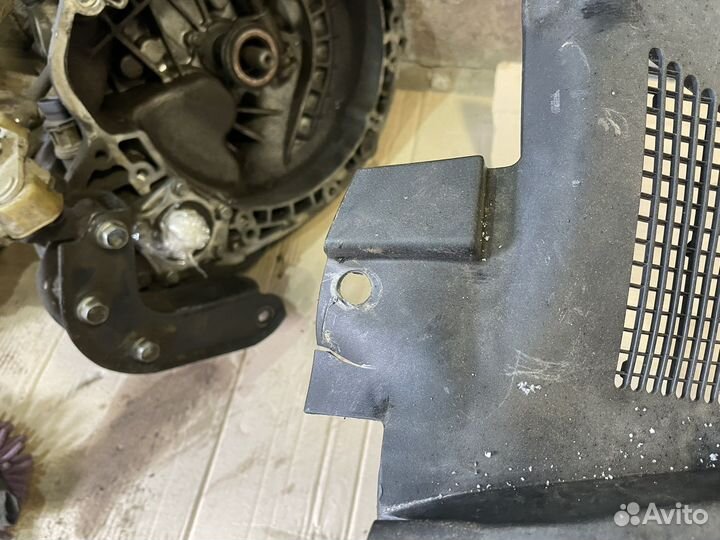 Жабо Тойота Камри 40 45