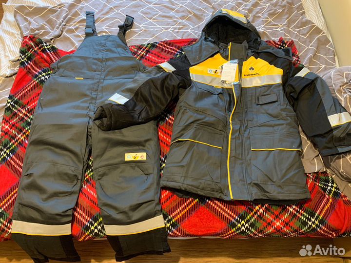 Полный комплект спецодежды (новый)