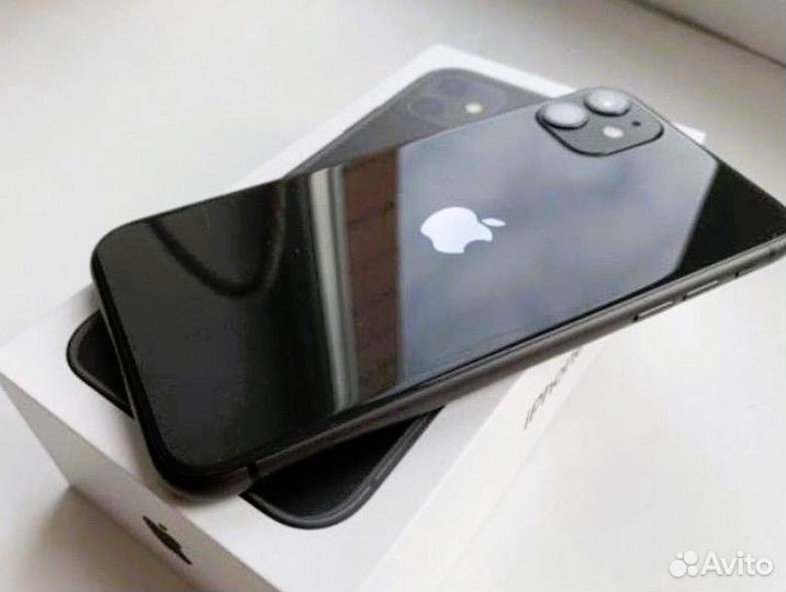 iPhone 12, 64 ГБ