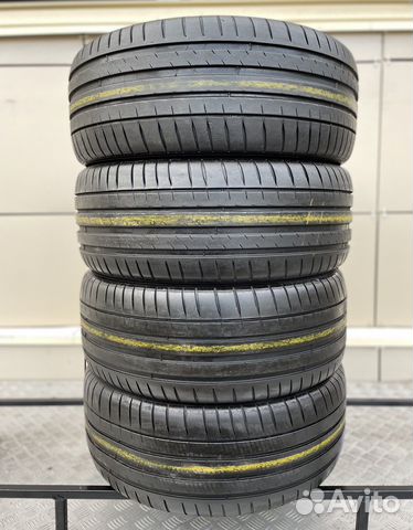 Michelin Pilot Sport 4 235/45 R17