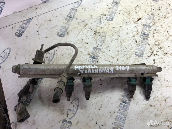 Рампа топливная в сборе с форсунками ваз 2107