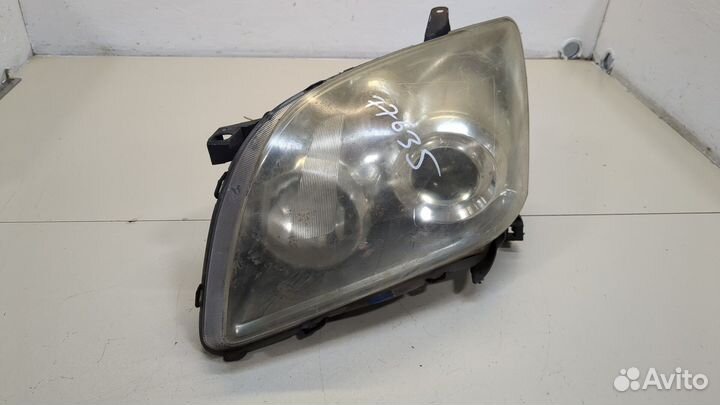 Фара (передняя) левая Toyota Avensis 2