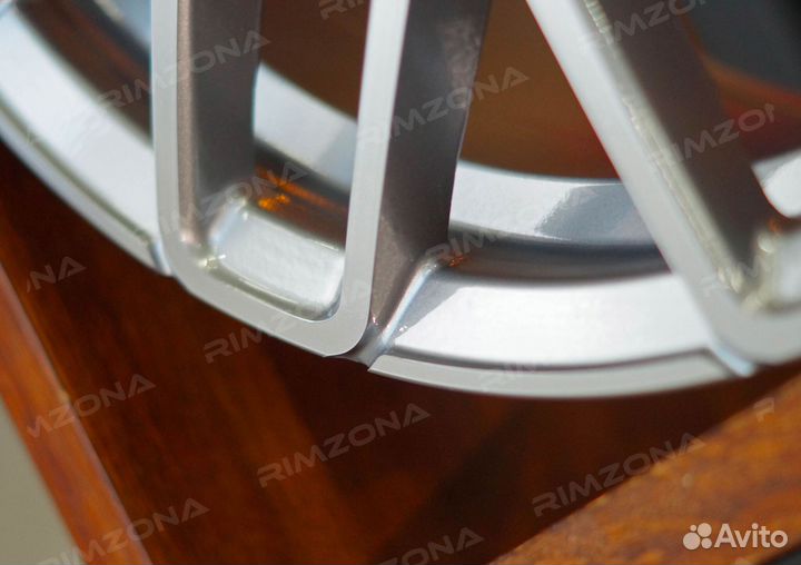 Литые диски R20 на Mercedes G-Class. Арт3336