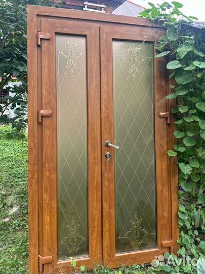 Продаю дверь